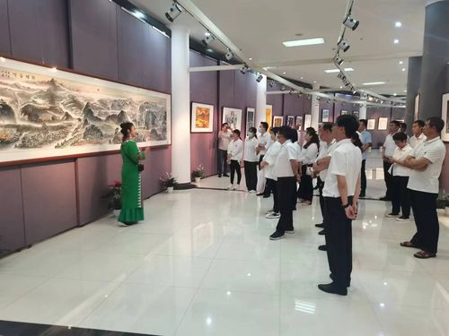 筑牢思想防線，涵養清風正氣——各部門單位組織參觀廉潔文化主題展暨文化藝術交流活動